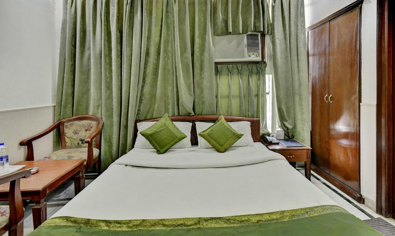 Treebo Trend Corporate Inn Chandīgarh Exterior foto